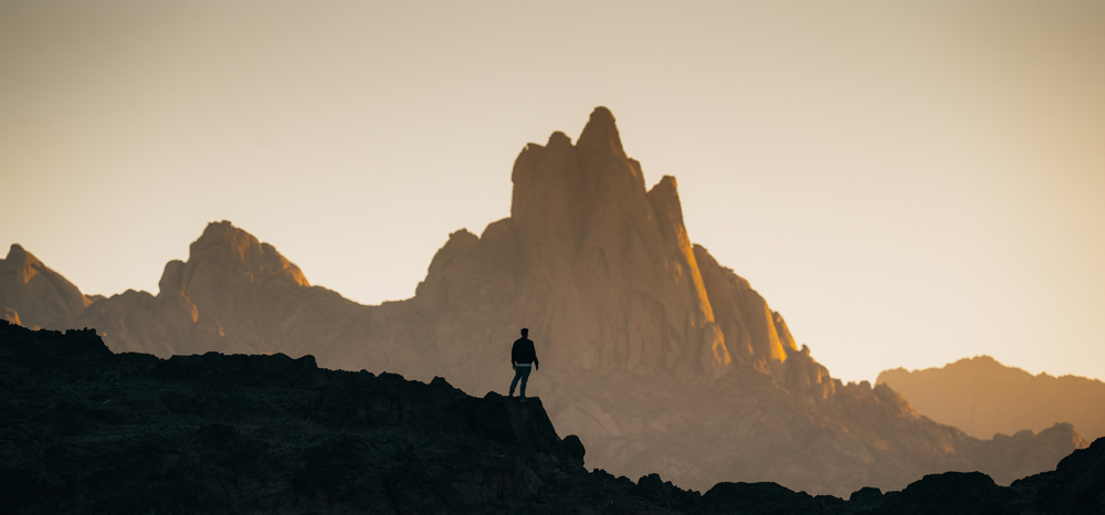 Partir randonner à la montagne en été